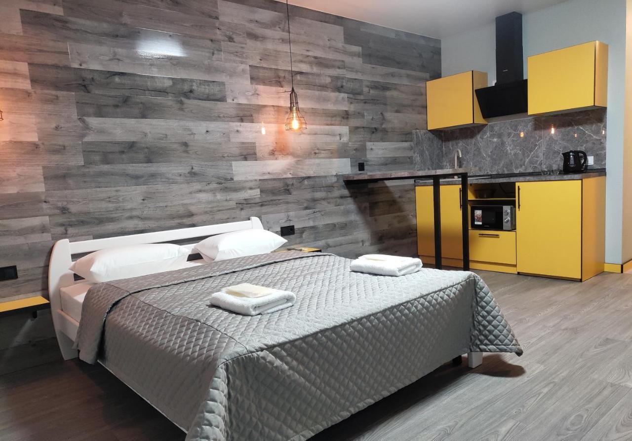 Solo Apartment Kamenskaya Kiew Exterior foto